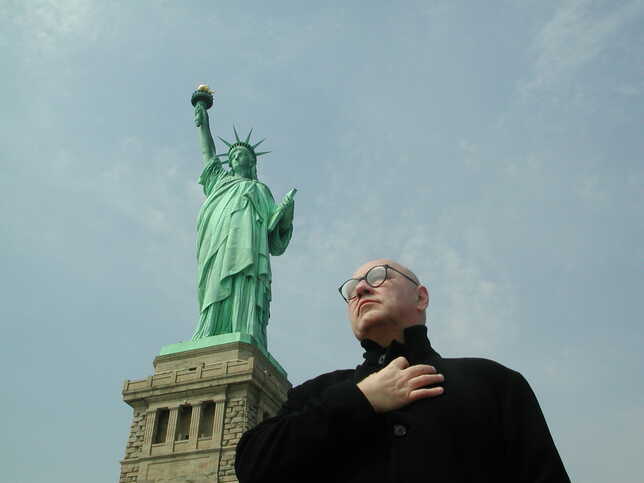 Gert Hof in New York, fotografiert von Asteris Kutulas